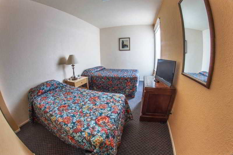 Minna Hostal *